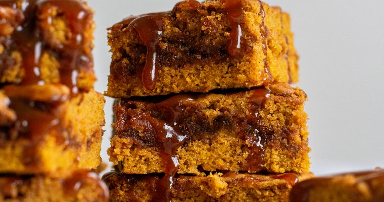 Pumpkin Spice Caramel Bars